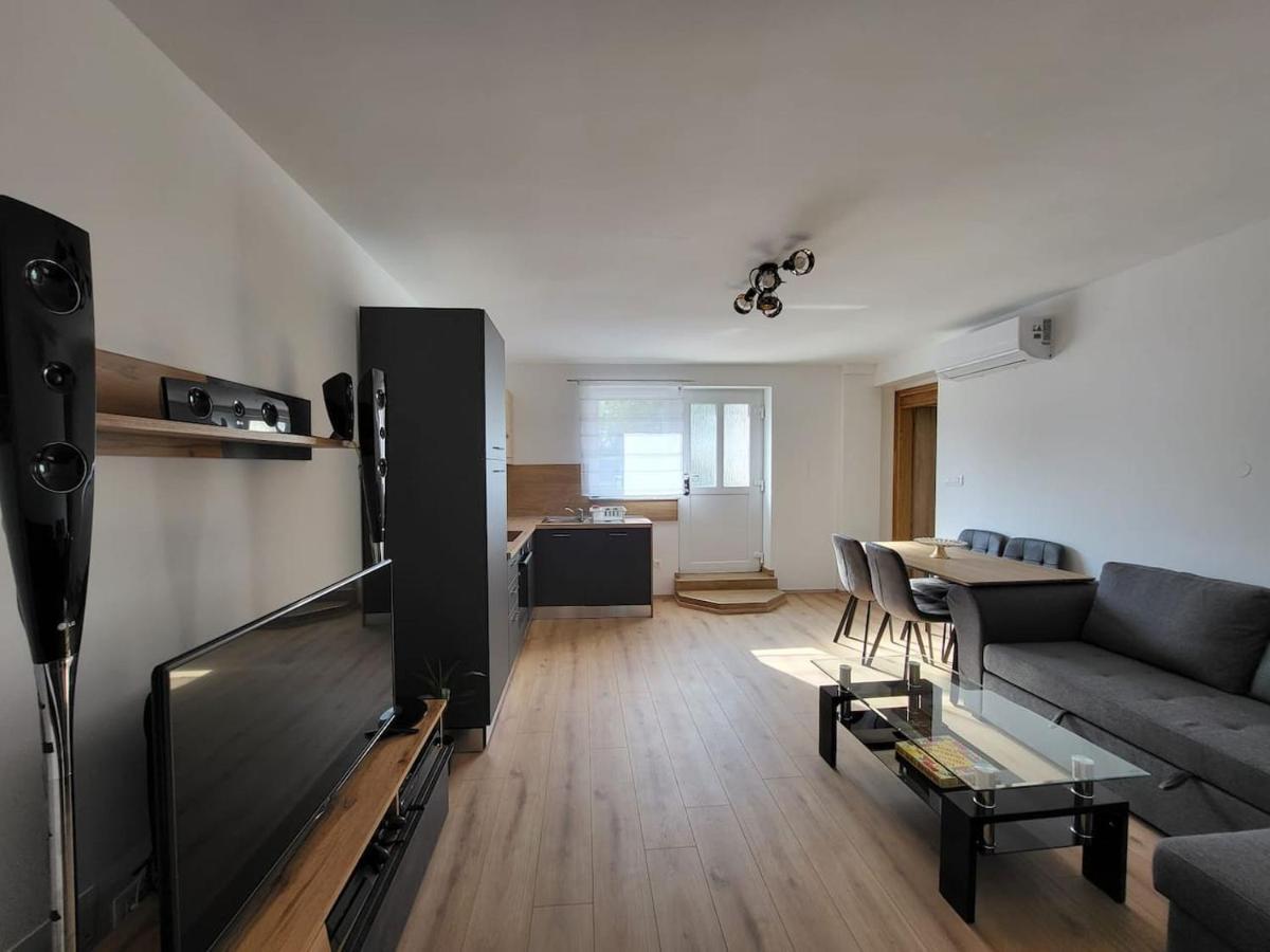 Apartment Dado Слуни Экстерьер фото