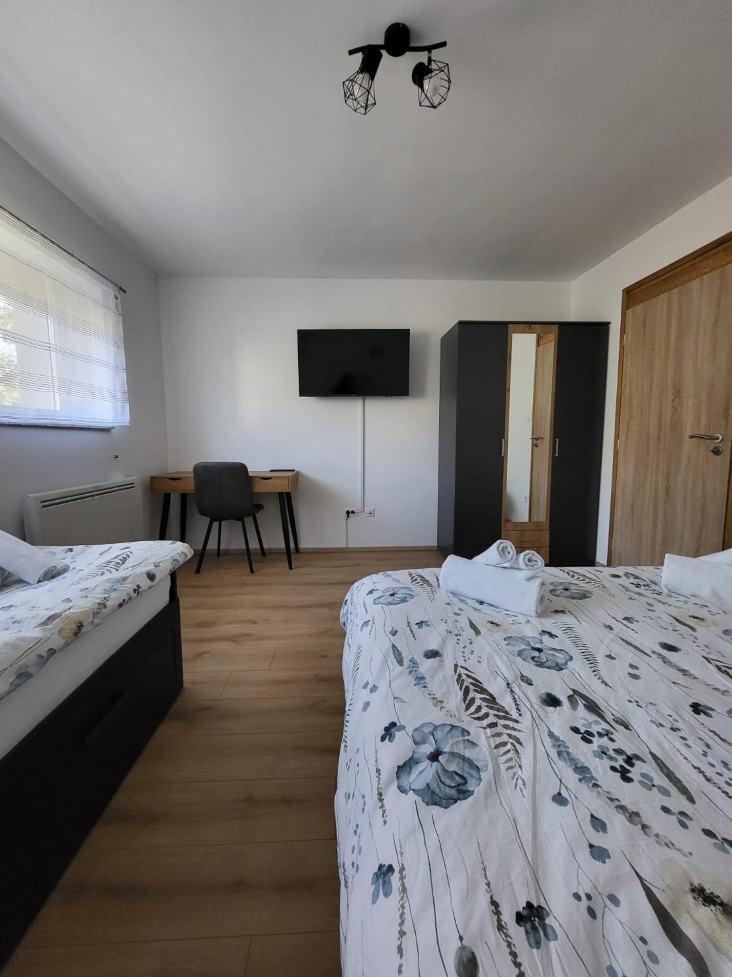 Apartment Dado Слуни Экстерьер фото